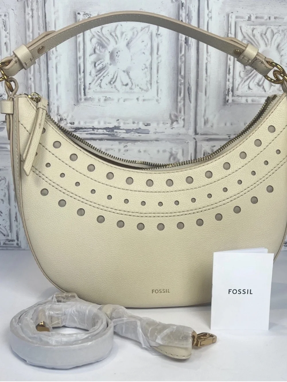 NWT Fossil Shae Leather Crescent  Shoulder | Arm | Cross-Body Bag Cream